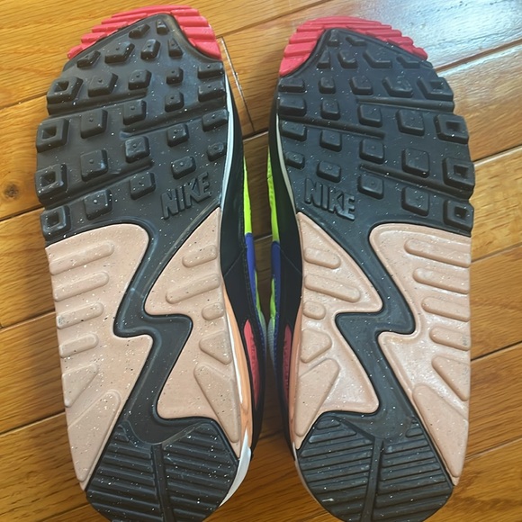 New! Nike Air Max 90 multi color shoe - Picture 5 of 5